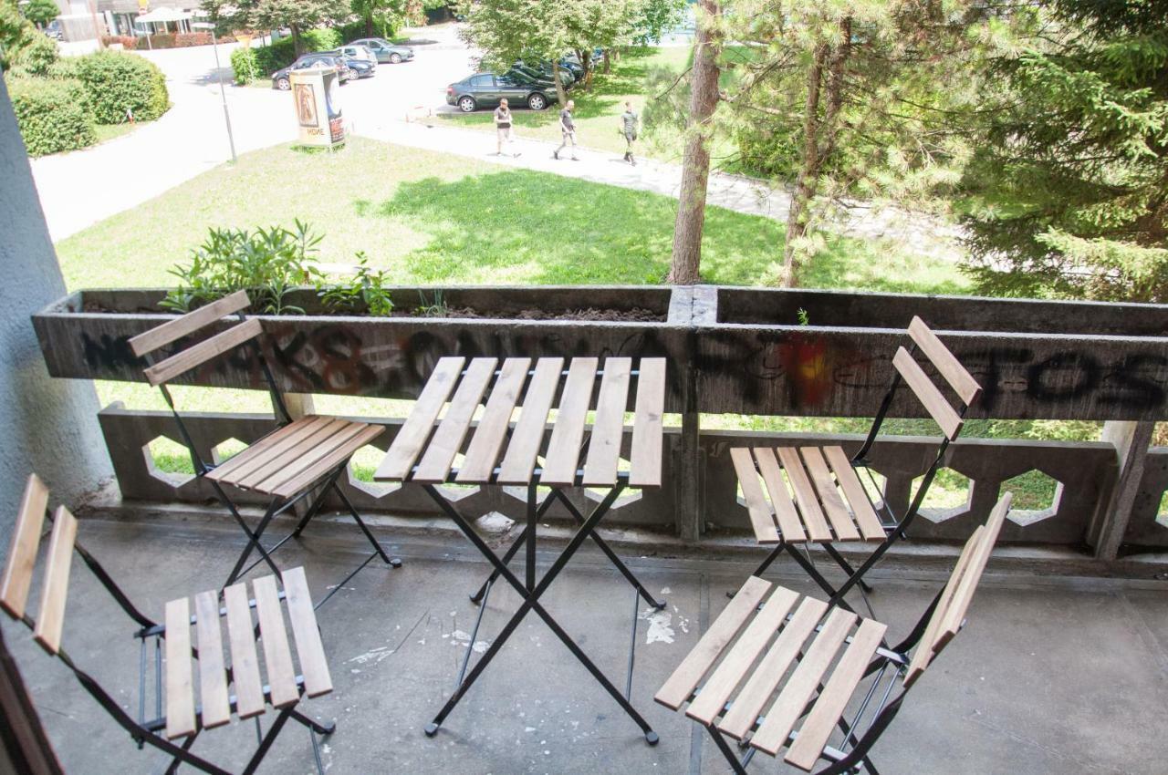 Hostel Rozna Dolina Ljubljana Bagian luar foto